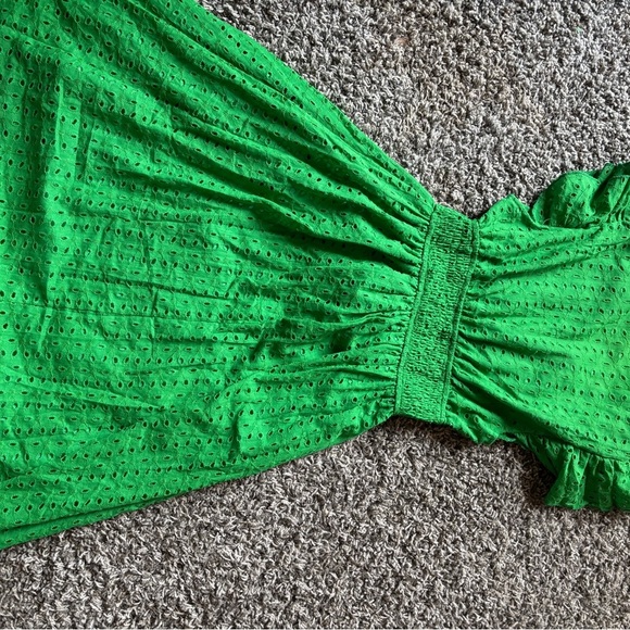 Elegant Green Maxi Dress - Picture 7 of 7